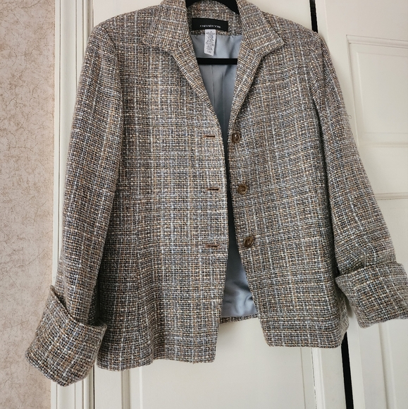 Jones New York Jackets & Blazers - Jones New York Tweed Jacket Tan Grey And White size 10